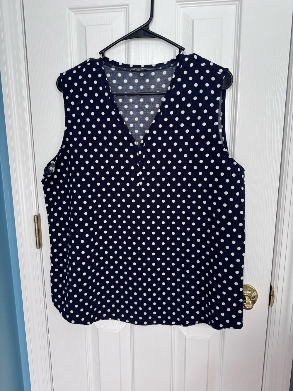 Adrianna Papell Navy and White Polka Dot Sleeveless V-Neck Camisole